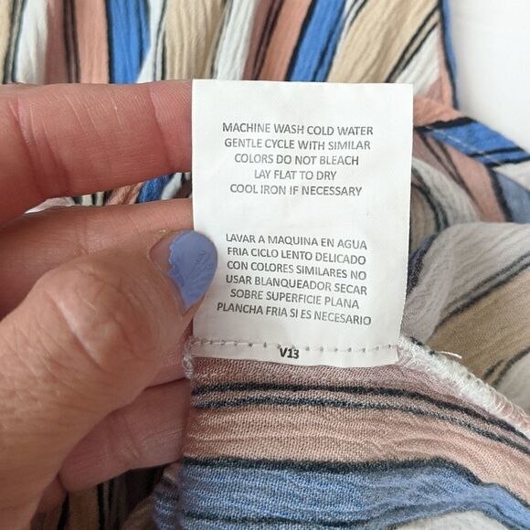 ⭐ Lily White Striped Tie-Front Blouse - Picture 7 of 8